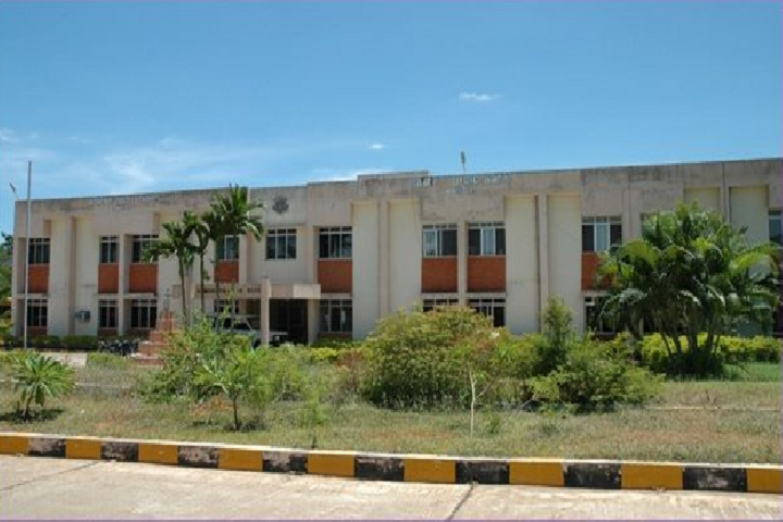 https://cache.careers360.mobi/media/colleges/social-media/media-gallery/25528/2019/9/20/Campus View of Womens Polytechnic College Puducherry_Campus-View.png